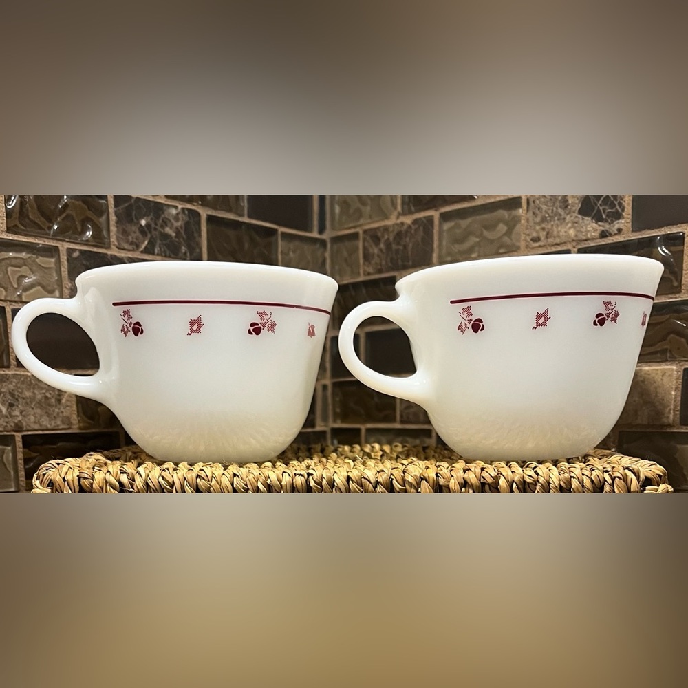 Corning Burgundy Rose🌹Vintage Mugs